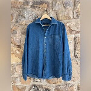 Tahari denim button down size large